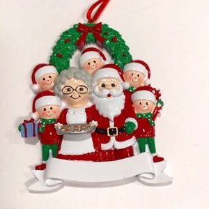 PERSONALIZED CHRISTMAS SANTA FAMILY OF 7 ORNAMENT
